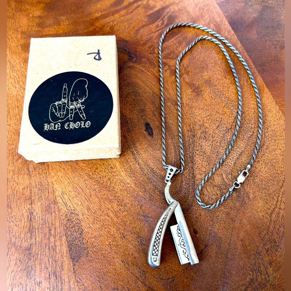 Han Cholo Straight Razor Necklace